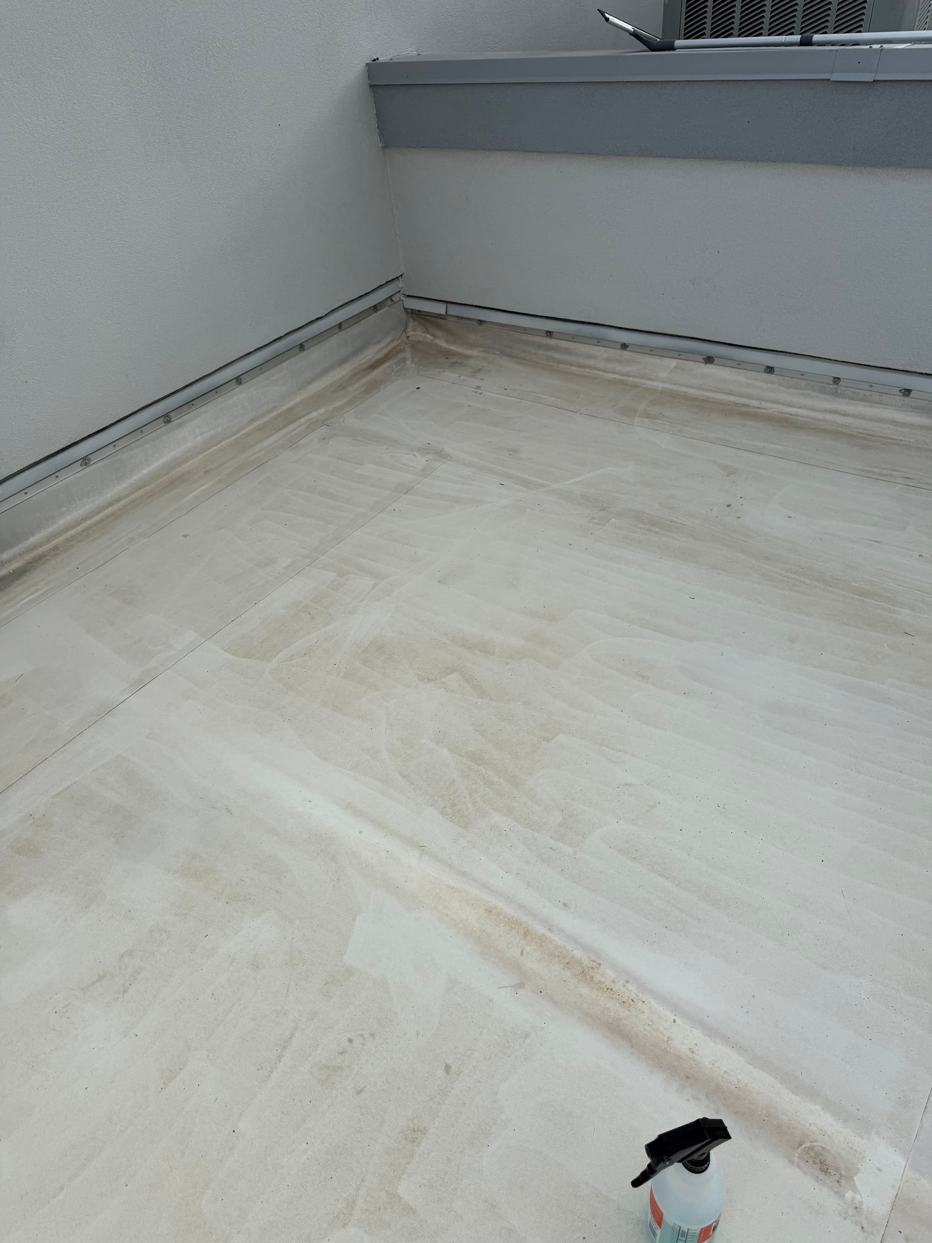 Gallery photos for TPO Flat Roof Coating Restoration Done Right: Image #1