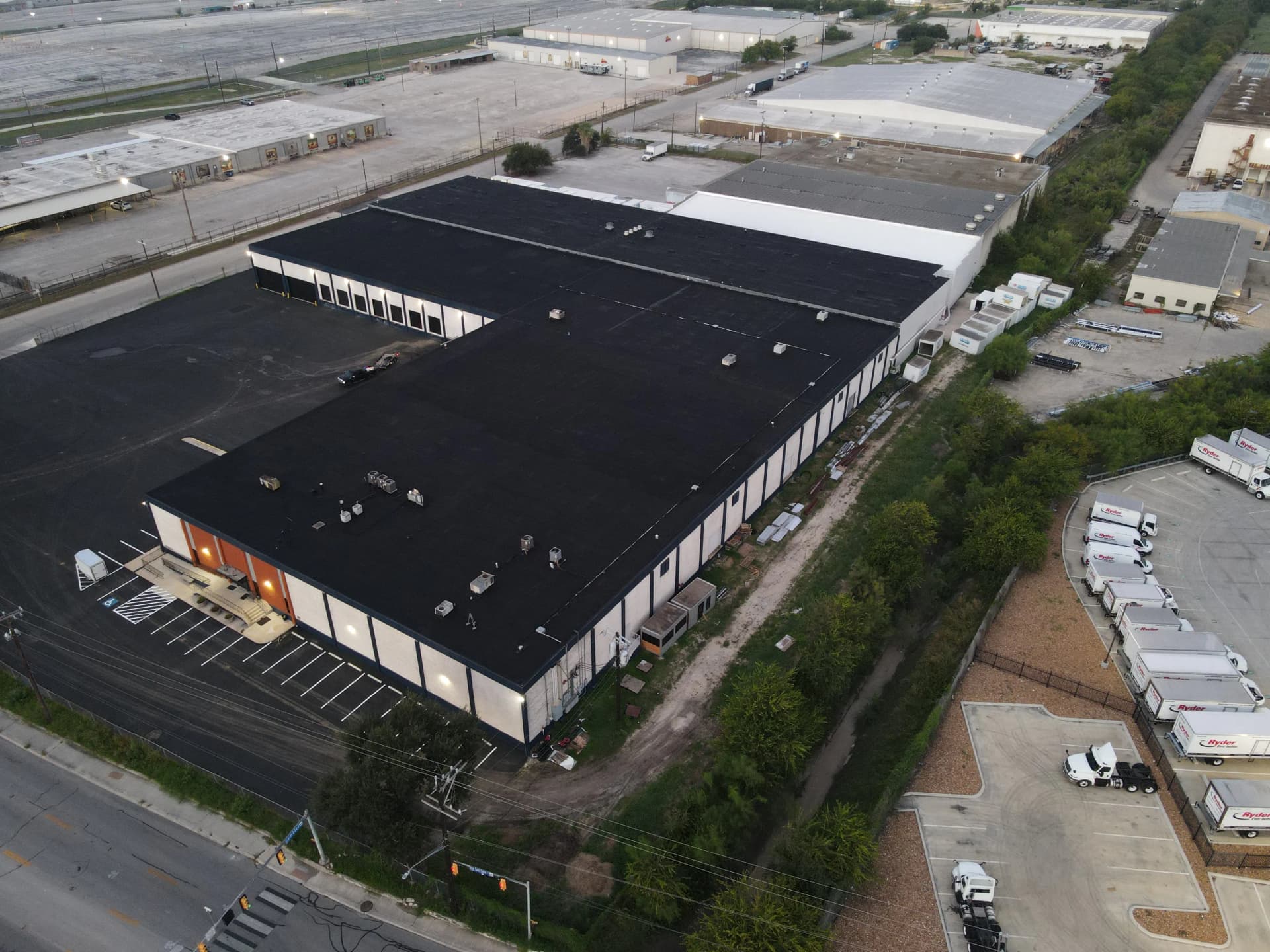 Gallery photos for 120,000 Sq Ft Silicone Roof Restoration with Viking Capital Group: Image #8