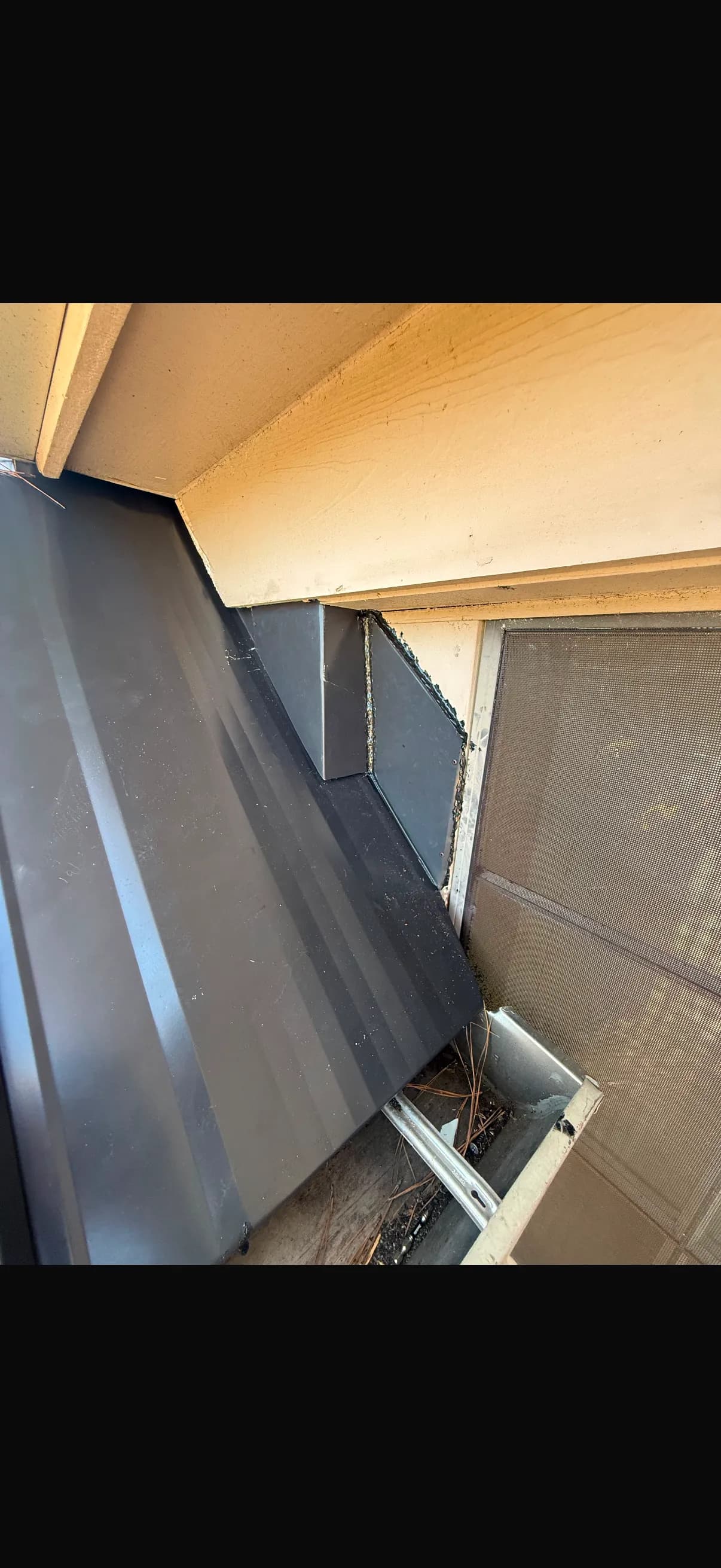 Gallery photos for Standing Seam Metal Roof Installation Done Right: Image #3