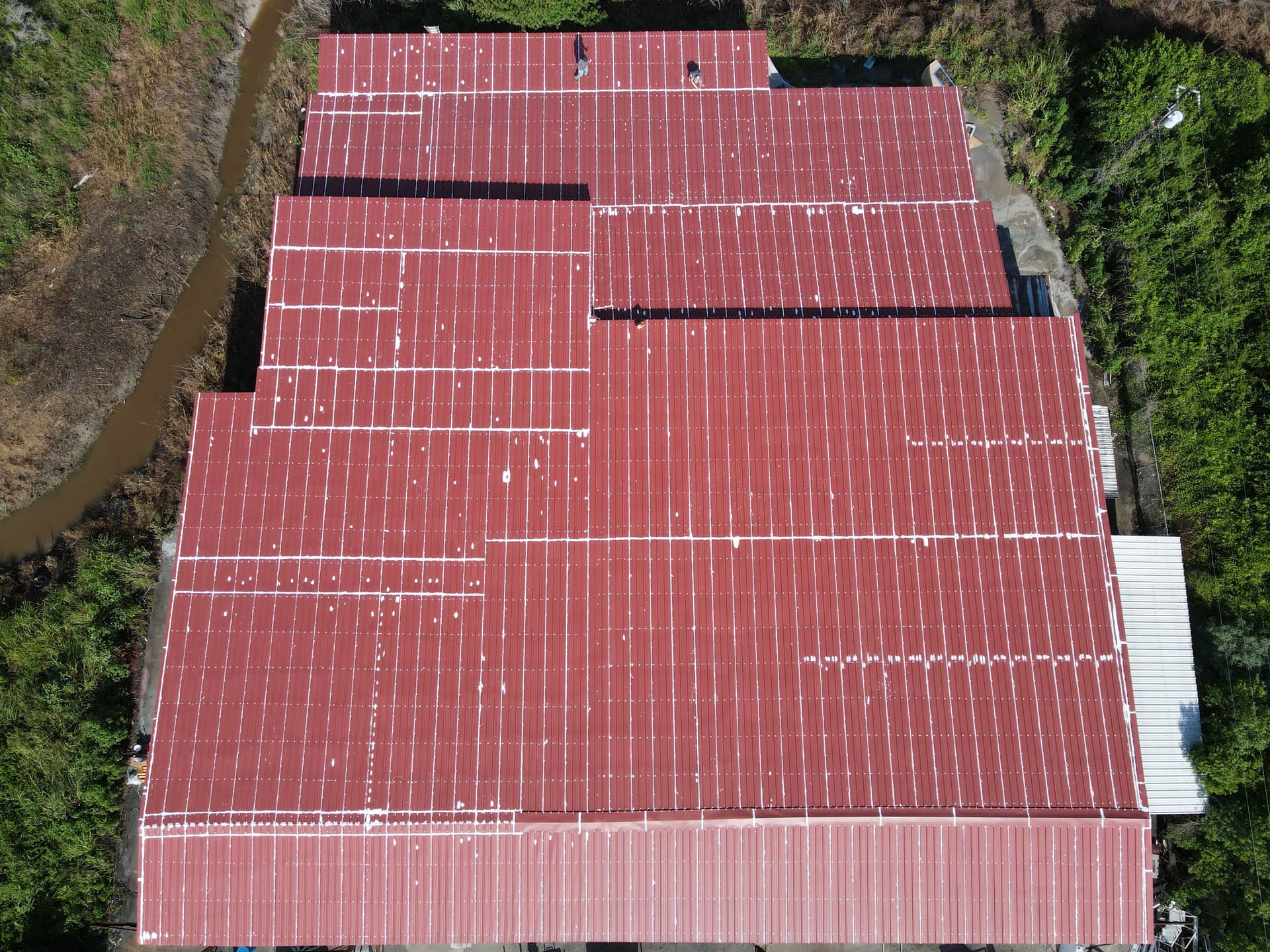 Gallery photos for Roof Transformation with Innovative Cooling Solution: Image #4