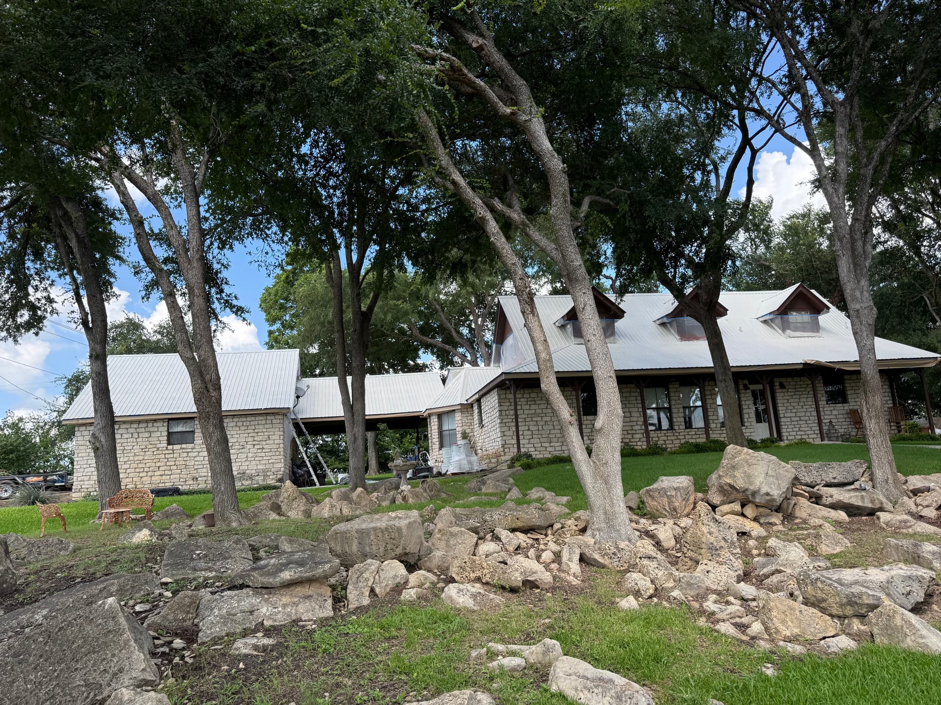Gallery photos for Acrylic Roof Coating on a Metal Roof for Rio Blanco Roofing: Image #6